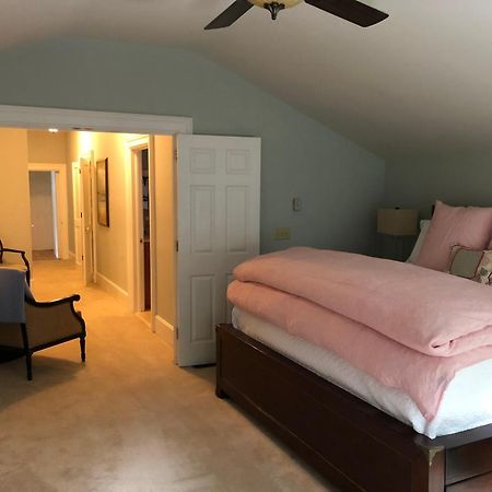 34 State "Historic Luxury Suites" סקניאטלס מראה חיצוני תמונה