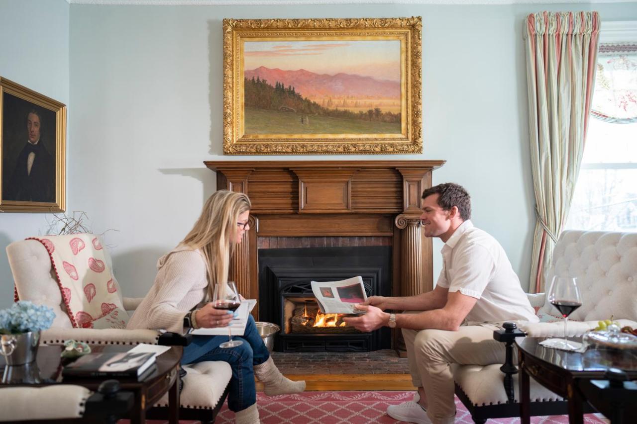 34 State "Historic Luxury Suites" סקניאטלס מראה חיצוני תמונה