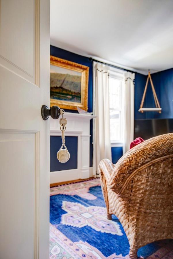 34 State "Historic Luxury Suites" סקניאטלס מראה חיצוני תמונה