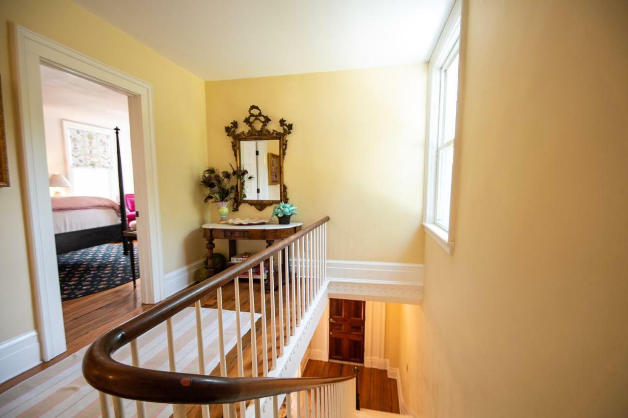 34 State "Historic Luxury Suites" סקניאטלס מראה חיצוני תמונה