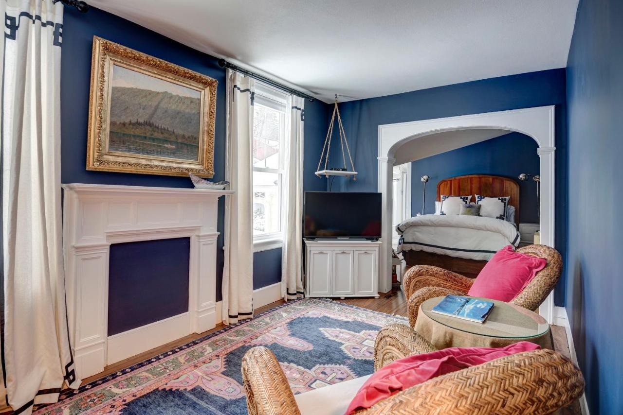 34 State "Historic Luxury Suites" סקניאטלס מראה חיצוני תמונה